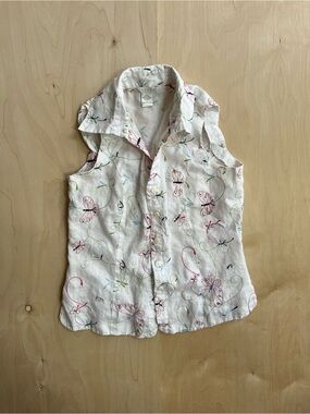 vintage 90s Tweeds White Sleeveless Button-Down Top with Butterfly Embroidery